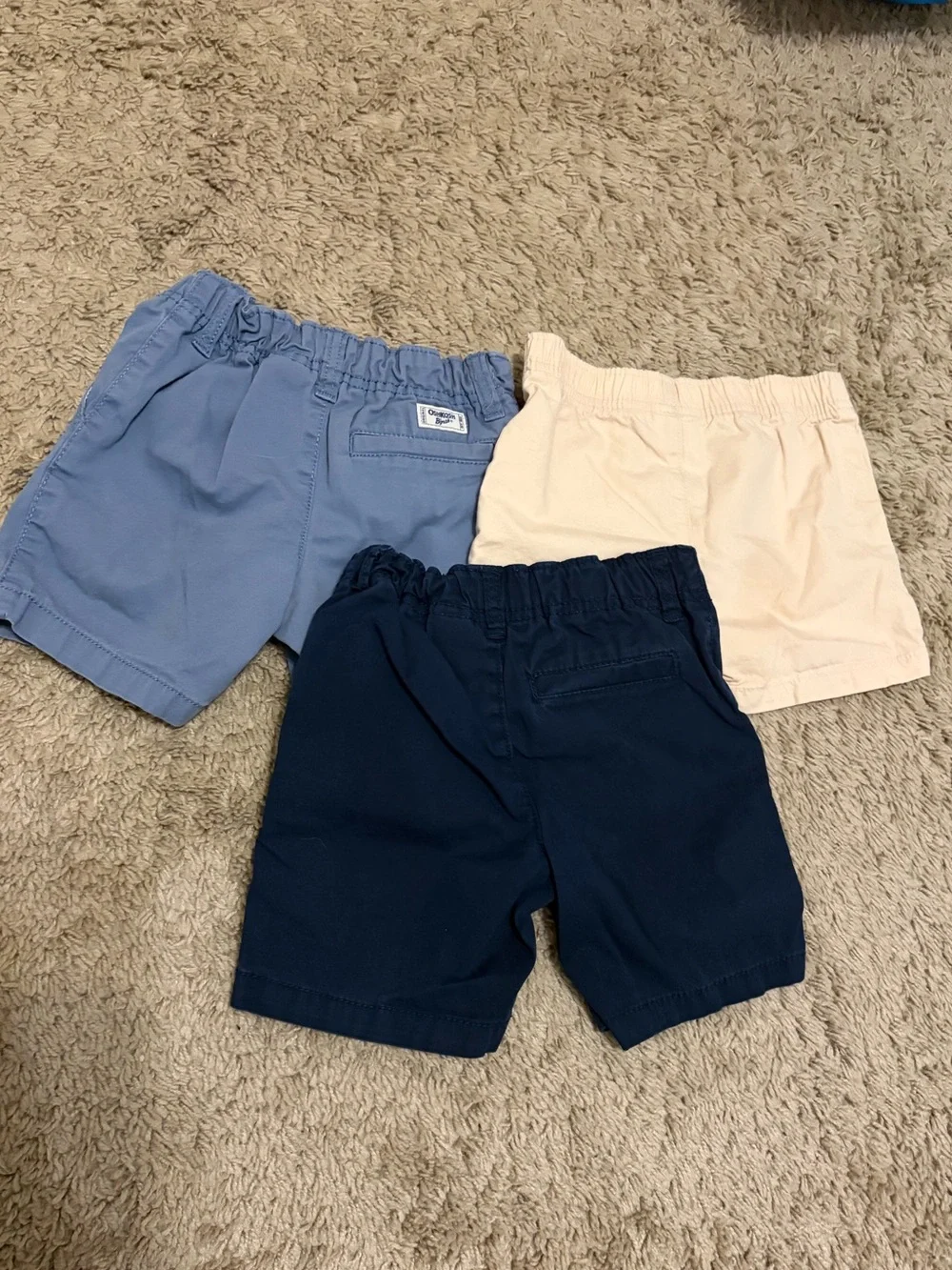 OshKosh B'gosh/Carters Shorts - 3T